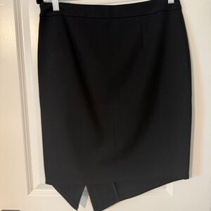 Black Versona Front Asymmetric Split Skirt